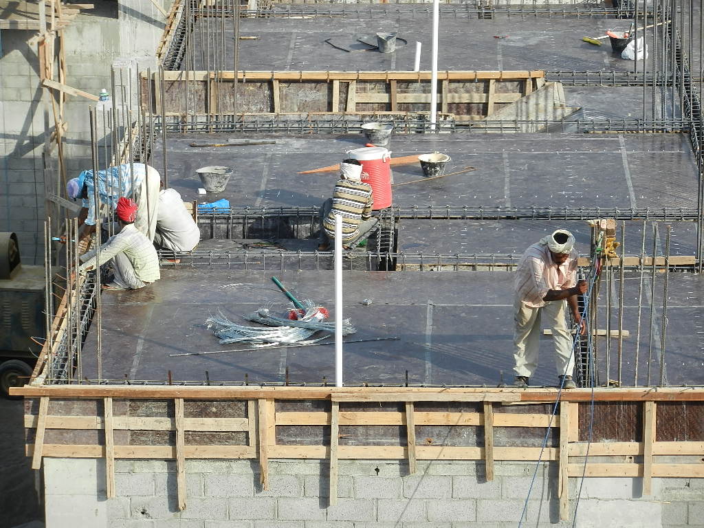 Video–90 Seconds of Migrant Labor in the&nbsp;Gulf